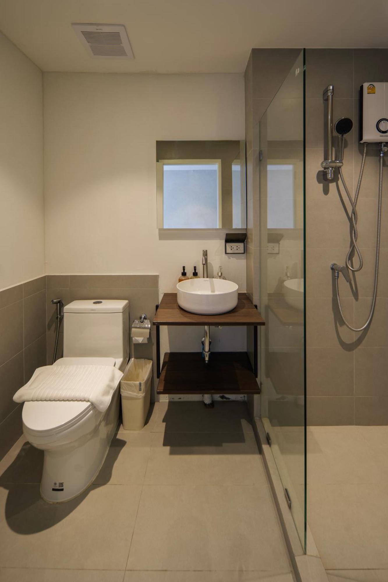 Nhà trọ C'house Bangkok