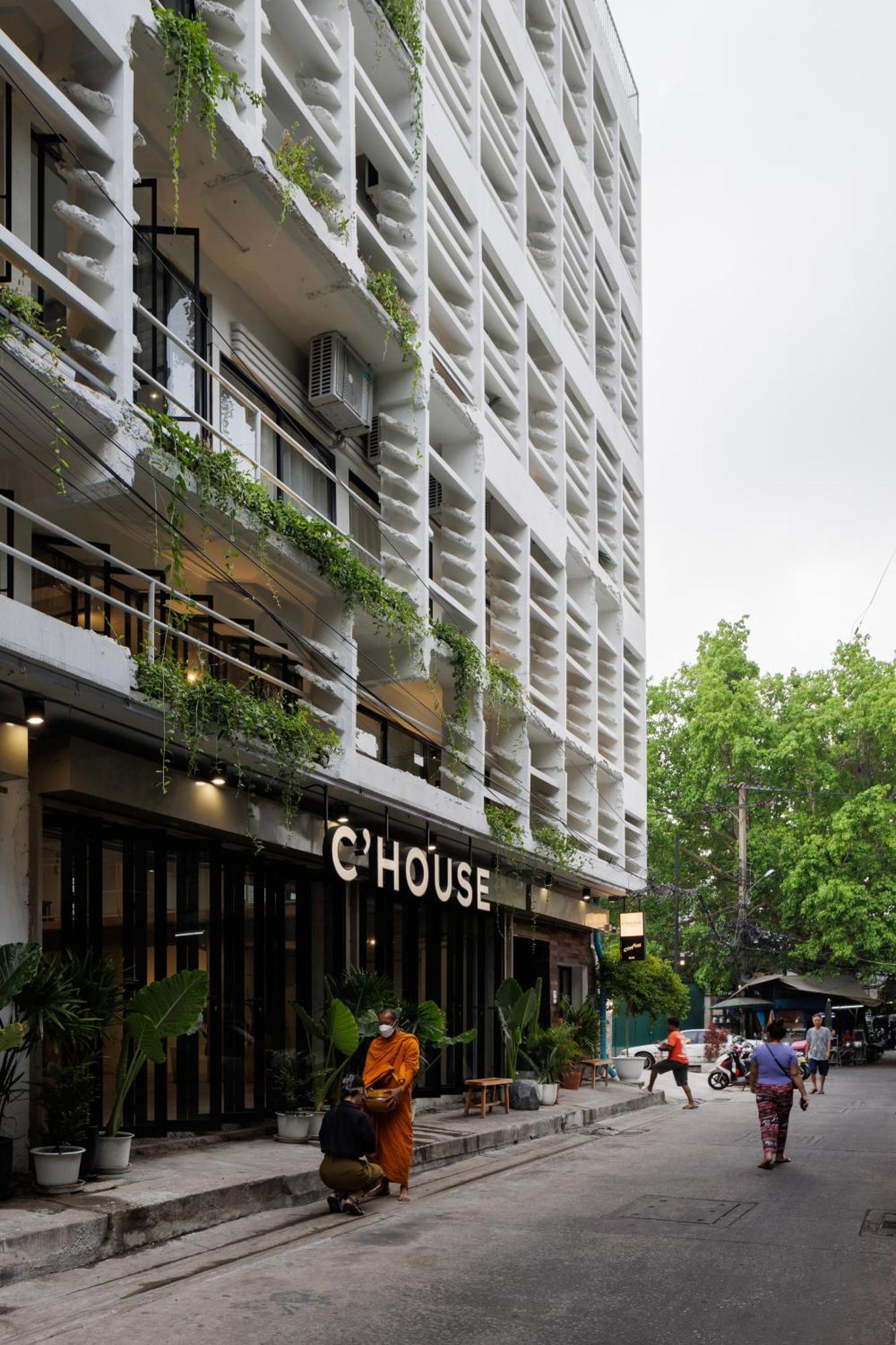 C'house